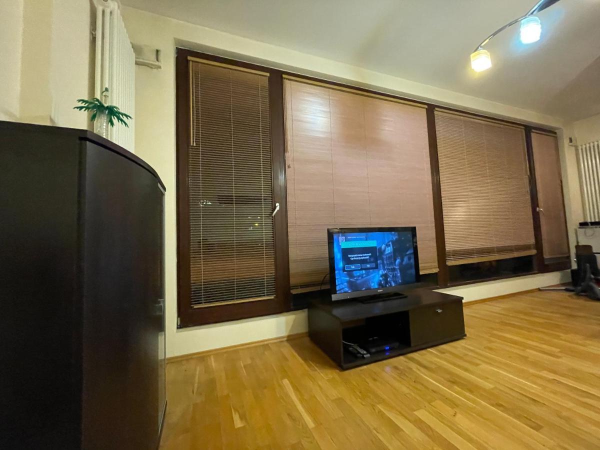 Triton Park Apartaments Varsavia Esterno foto