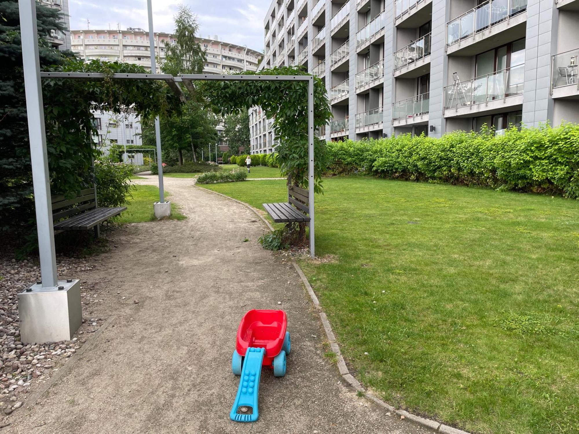 Triton Park Apartaments Varsavia Esterno foto